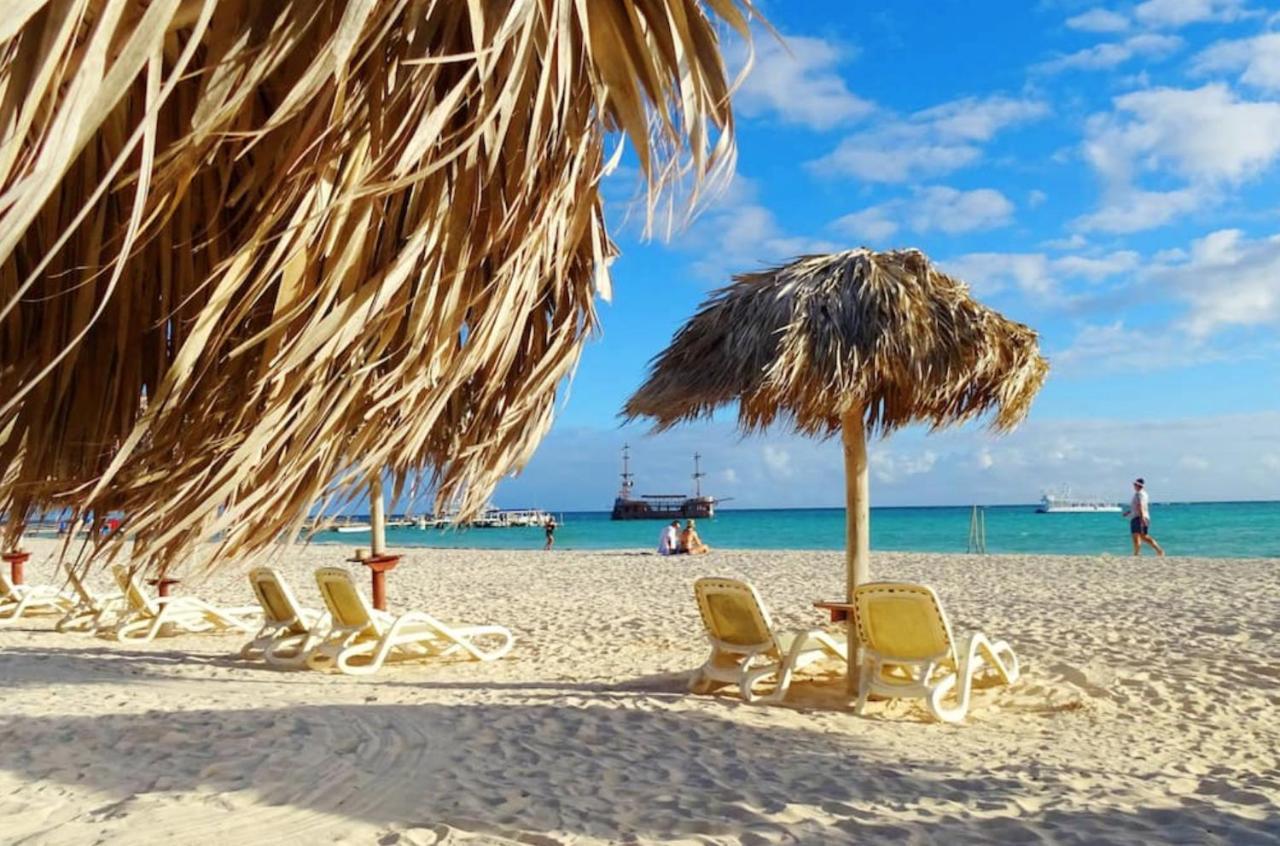 Sol Caribe Suites - Playa Los Corales - Beach Club, Wifi, Swimming Pool Punta Cana Exteriör bild